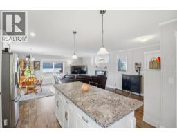 Kitchen - 712 Shuswap Road E Unit# 17, Kamloops, BC V2H0C8 Photo 8