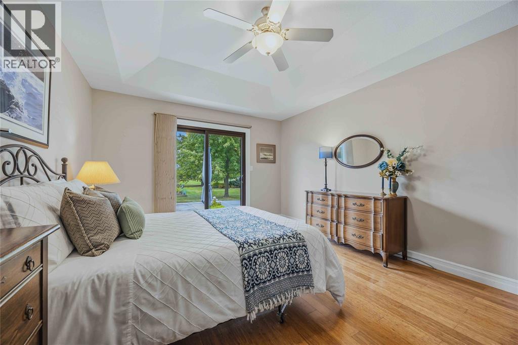 4303 Garden Crescent — photo 17