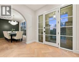 2920 Toronto Crescent NW - photo 3
