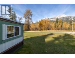9882 Victoria Street, Fernie, BC V0B1M5 Photo 10