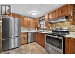 9882 Victoria Street, Fernie, BC V0B1M5 Photo 35