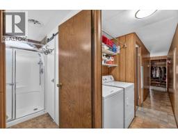 9882 Victoria Street, Fernie, BC V0B1M5 Photo 49
