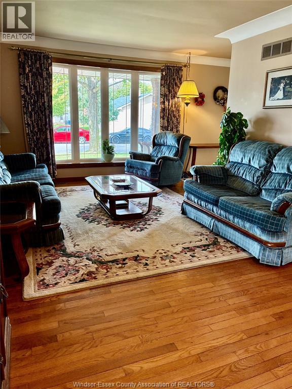 3596 Hemlock Avenue — photo 15
