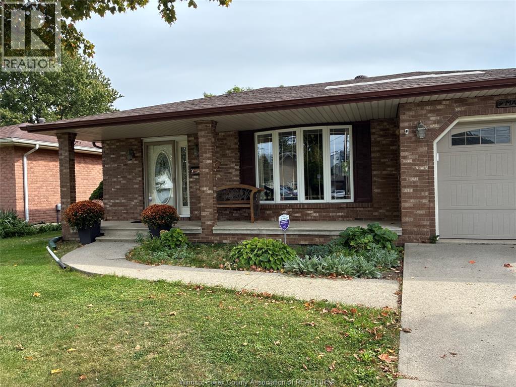 3596 HEMLOCK AVENUE, Windsor — photo 2