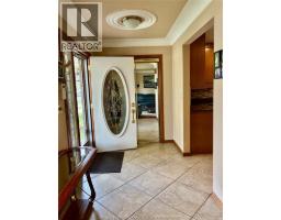 5pc Ensuite bath - 3596 Hemlock Avenue, Windsor, ON N8R1Z9 Photo 6