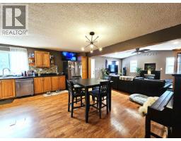 Family room - 5408 E Purdue Road, Prince George, BC V2N6J8 Photo 11