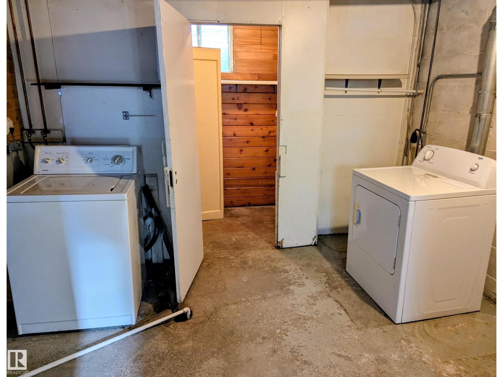 12215 101 ST NW - 20