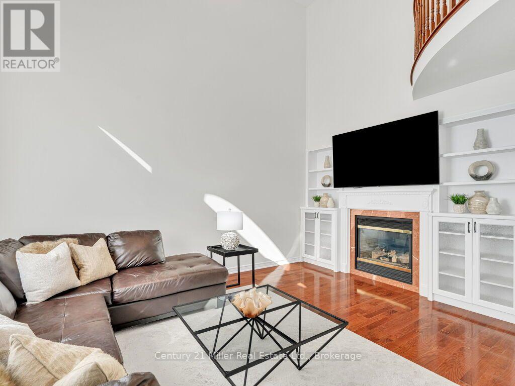 2380 Gladacres Lane — photo 15