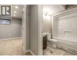241 Morningside Gardens SW - photo 33