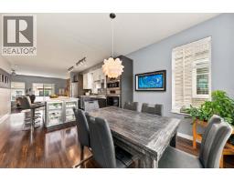 709 Premier Street, North Vancouver, BC V7J0A5 Photo 16