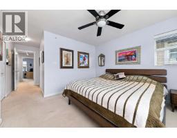 709 Premier Street, North Vancouver, BC V7J0A5 Photo 21