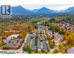 709 Premier Street, North Vancouver, BC V7J0A5 Photo 33