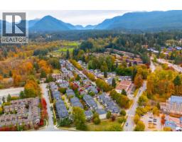 709 Premier Street, North Vancouver, BC V7J0A5 Photo 38