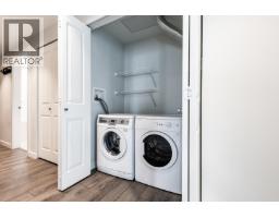 2006 2388 Madison Avenue, Burnaby, BC V5C0K8 Photo 14