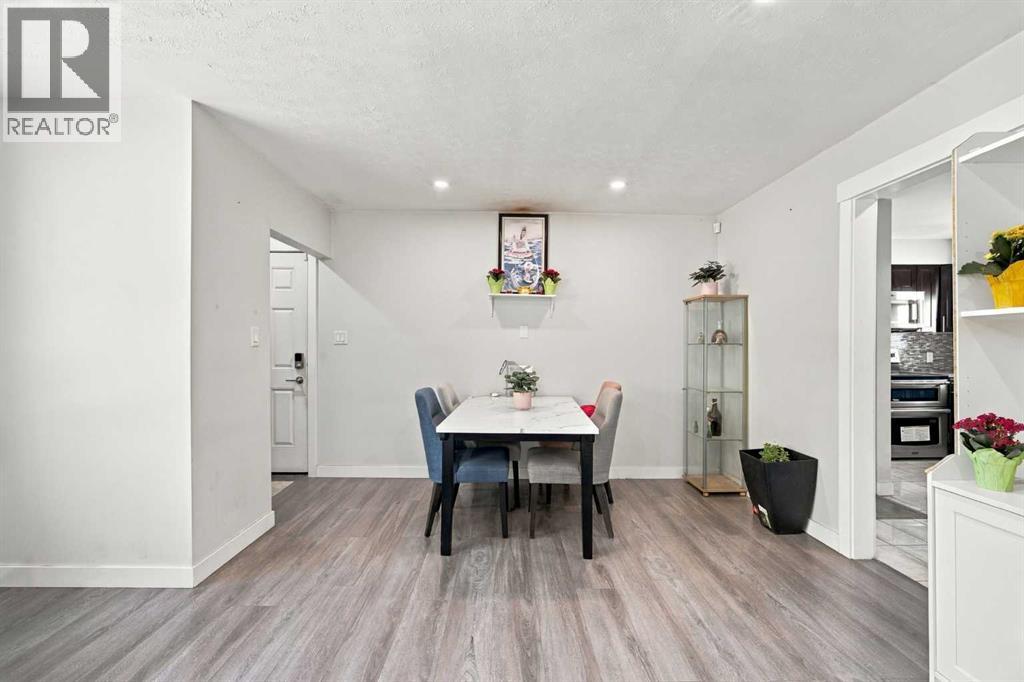2035 47 Street SE photo 7