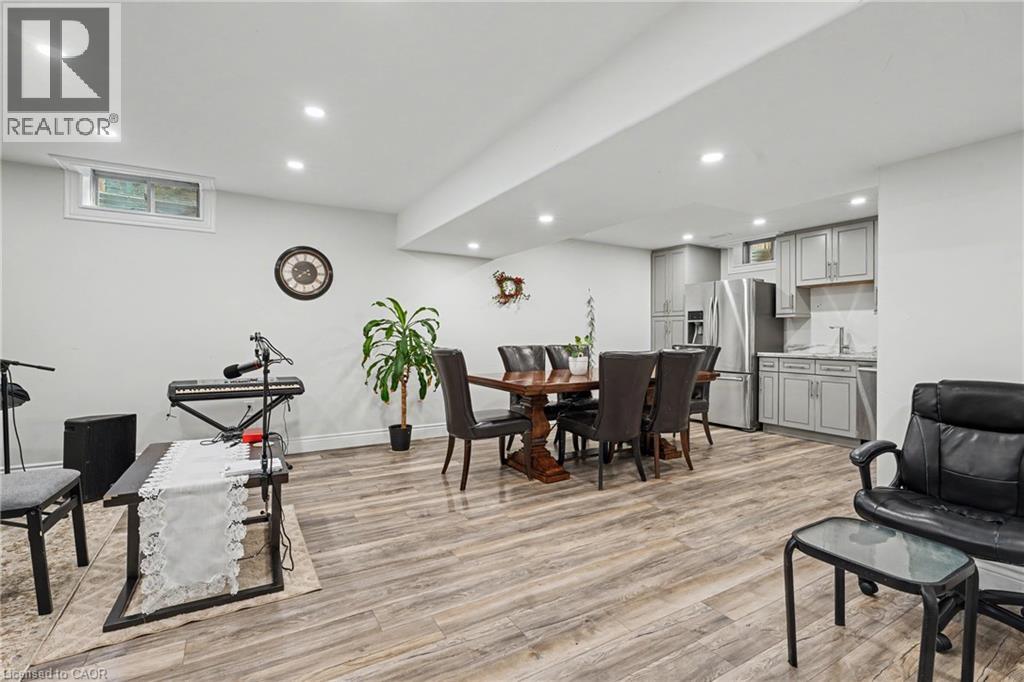 178 BOOKJANS Drive - 34