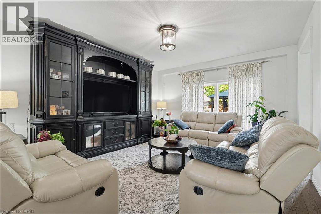 178 BOOKJANS Drive, Ancaster — photo 9