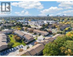 1556 Lancaster Drive Unit# 74, Oakville, ON L6H2Z4 Photo 43
