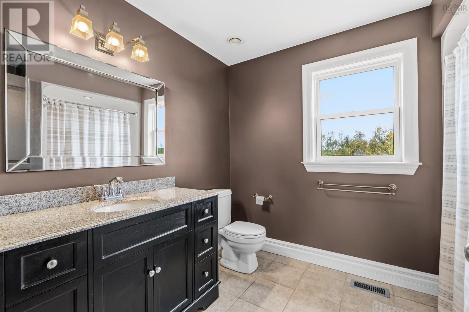 74 Bonavista Avenue - 43