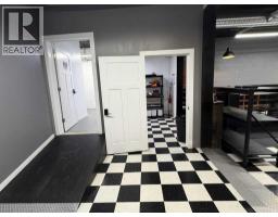 5325 48 Avenue, Taber, AB T1G1S7 Photo 7