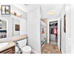 17 Kings Heights Drive SE - photo 22