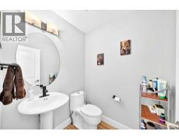 17 Kings Heights Drive SE - photo 18