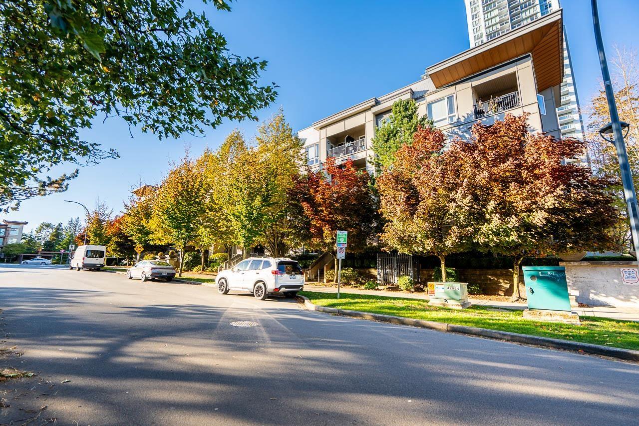 Photo of 439 13321 102A AVENUE 26