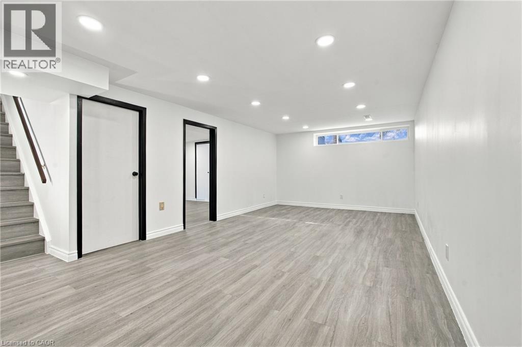 246 Hillcrest Road — photo 33