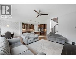 21 Redstone Heath NE - photo 12