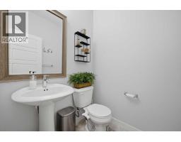 21 Redstone Heath NE - photo 14