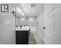 21 Redstone Heath NE - photo 38