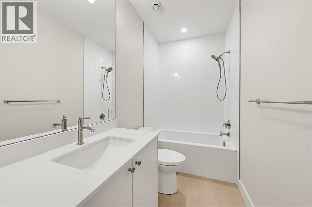 2314 22 Avenue SW photo 38