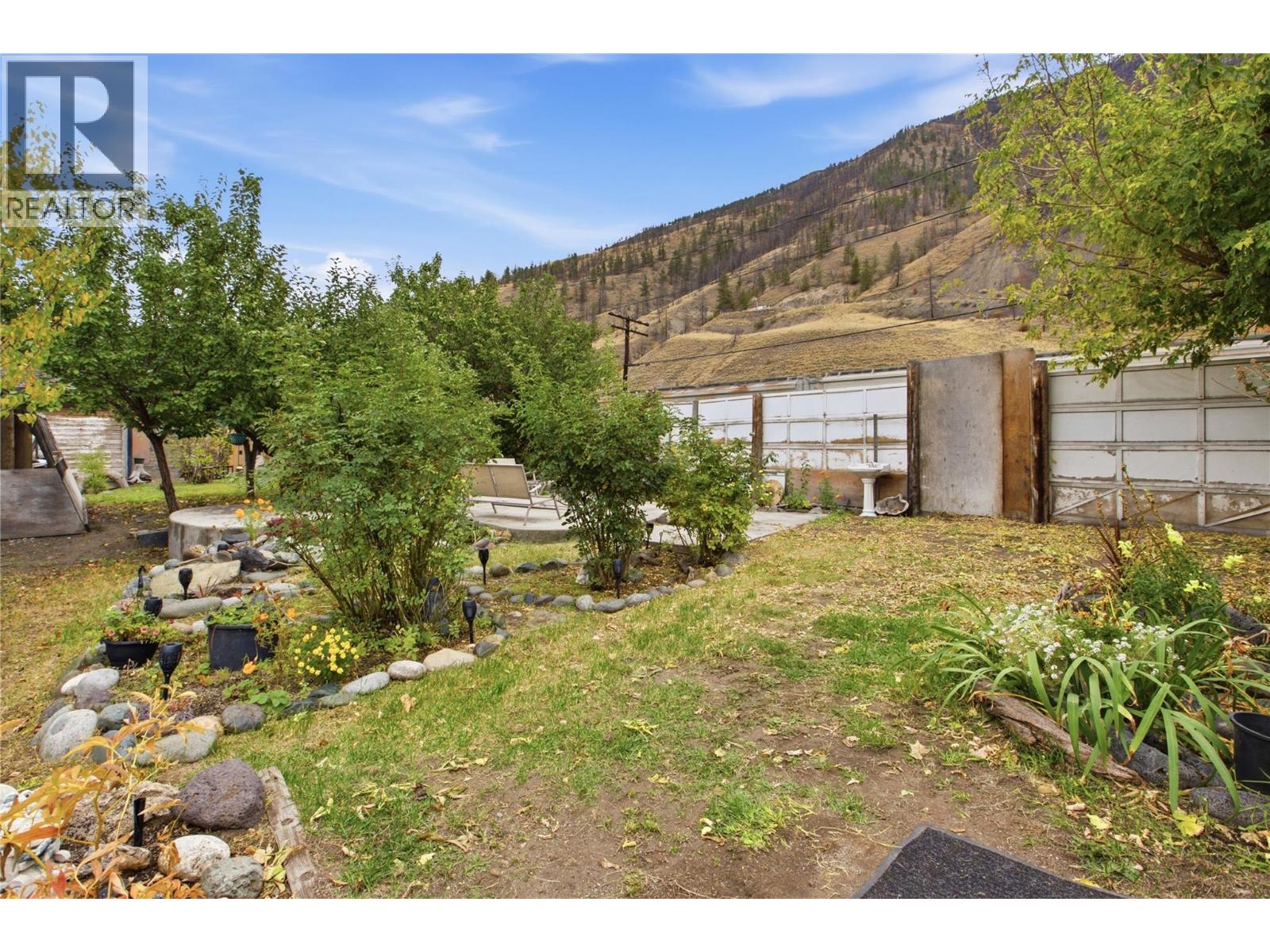 3685-3687-3691 Merritt Spences Bridge Hwy 8 Highway - 17