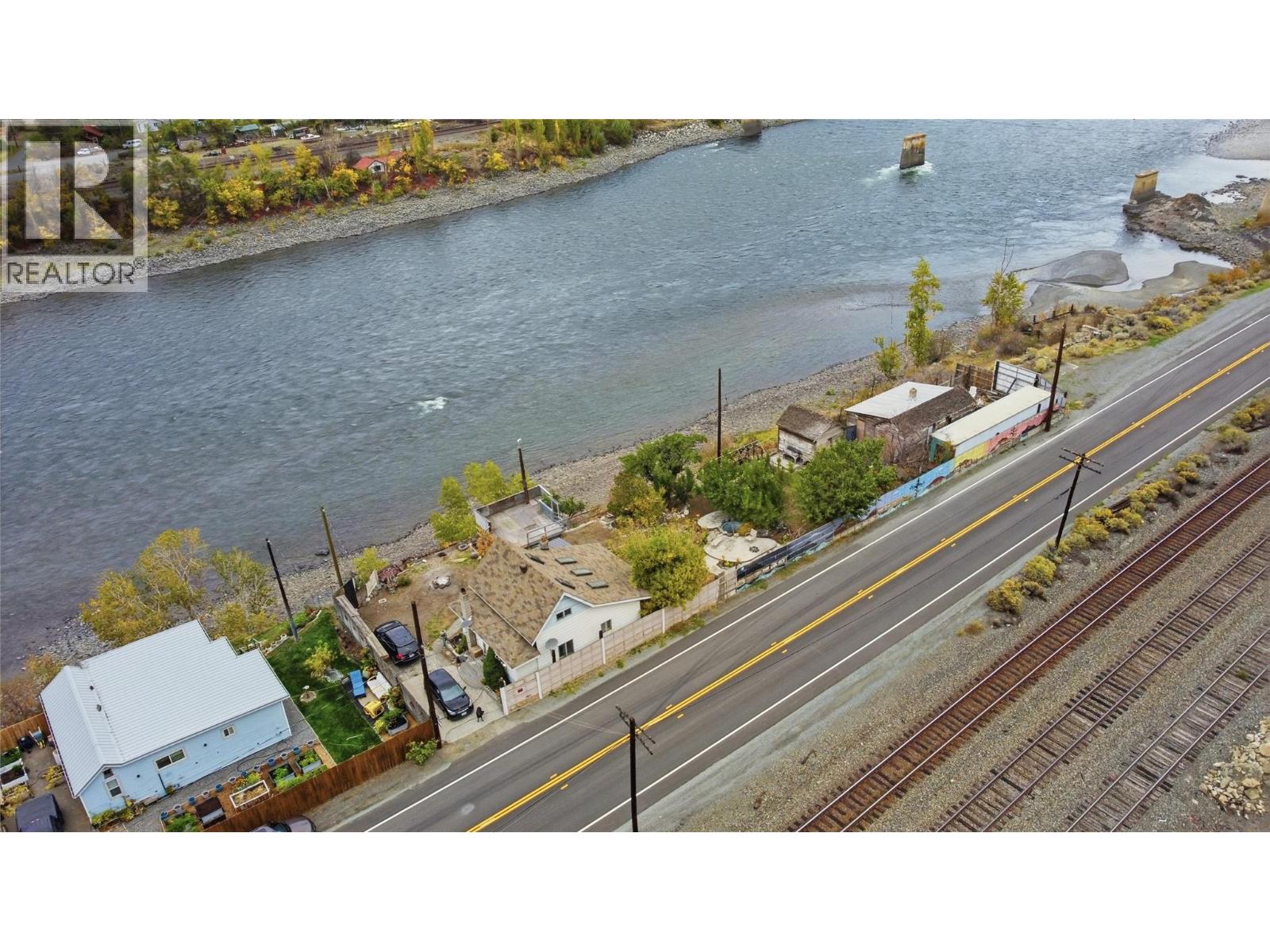 3685-3687-3691 Merritt Spences Bridge Hwy 8 Highway - 34