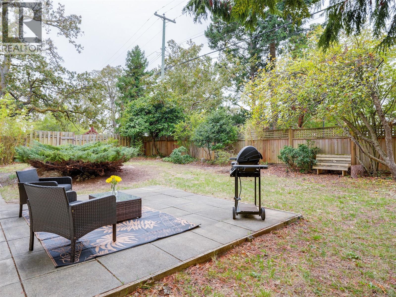 3536 Henderson Rd - 21