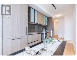 2410 - 10 Graphophone Grove, Toronto, ON M6H0E5 Photo 14