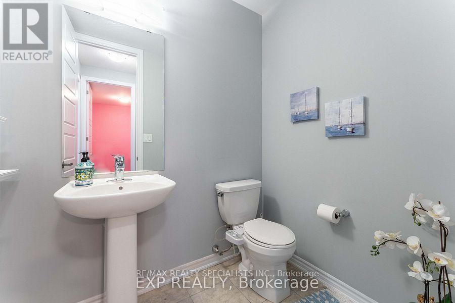 8 Sara Drive, Thorold, ON photo 14