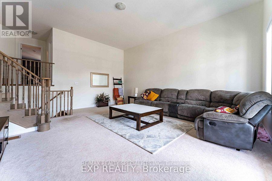 8 Sara Drive, Thorold, ON photo 16