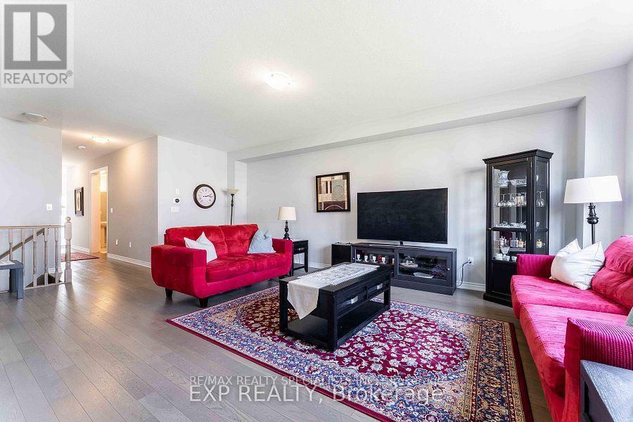 8 SARA DRIVE - 8