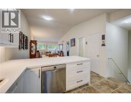 Kitchen - 16 Steed Court, Brantford, ON N3S0B7 Photo 8