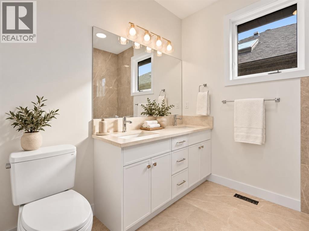 2211 27 Street SW photo 16