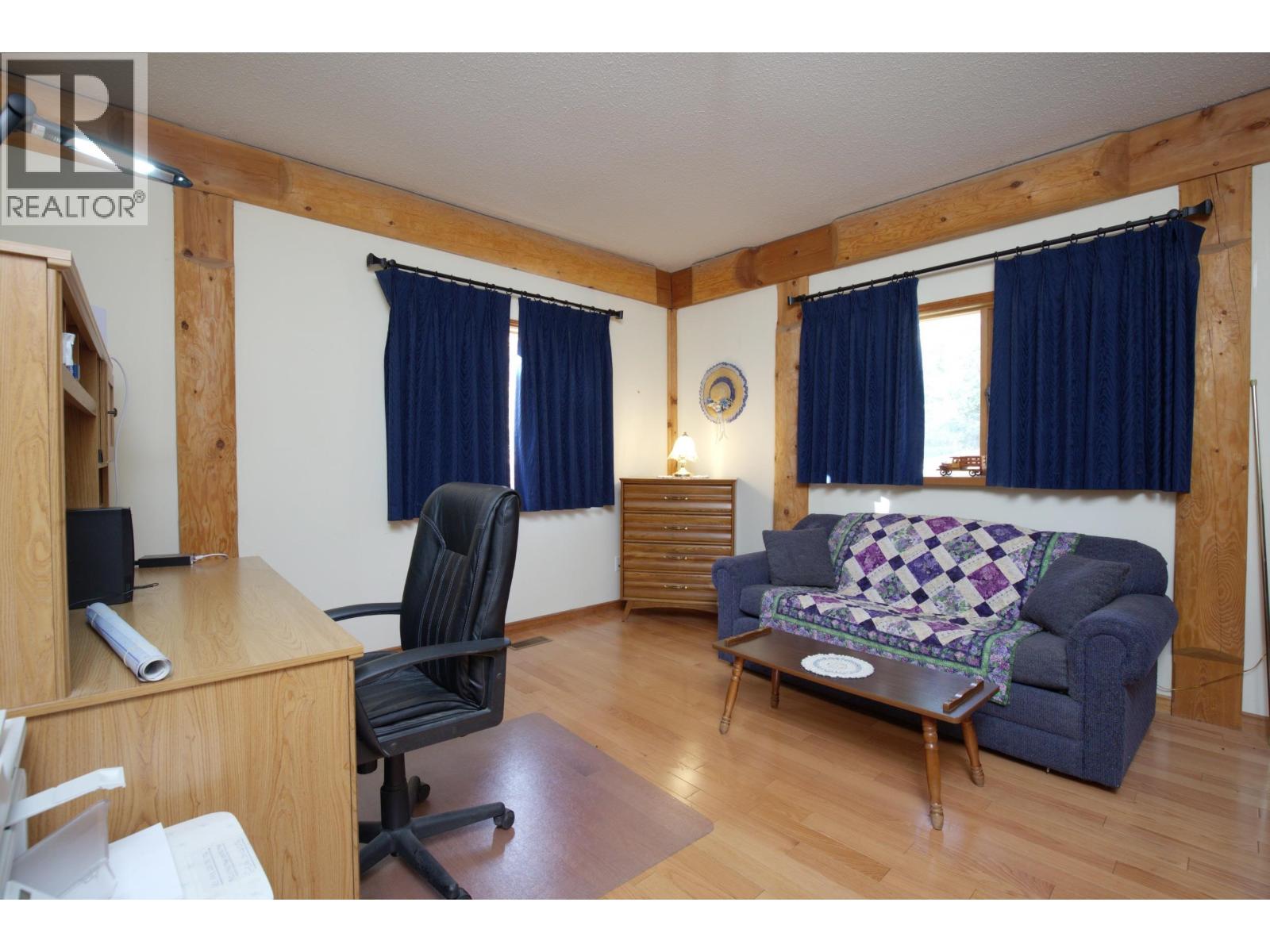 5726 WALTERS DRIVE - 26