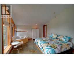 3pc Ensuite bath - 4662 Crescent Road, Nelson, BC V1L6N3 Photo 14