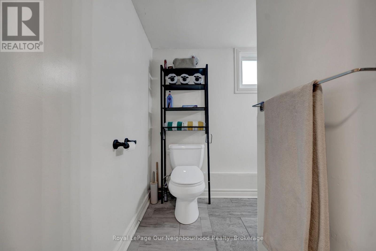 312 GIBBONS STREET - 30