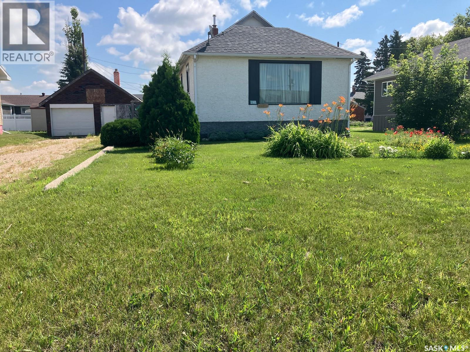 2911 Albert STREET, Carrot River — photo 2