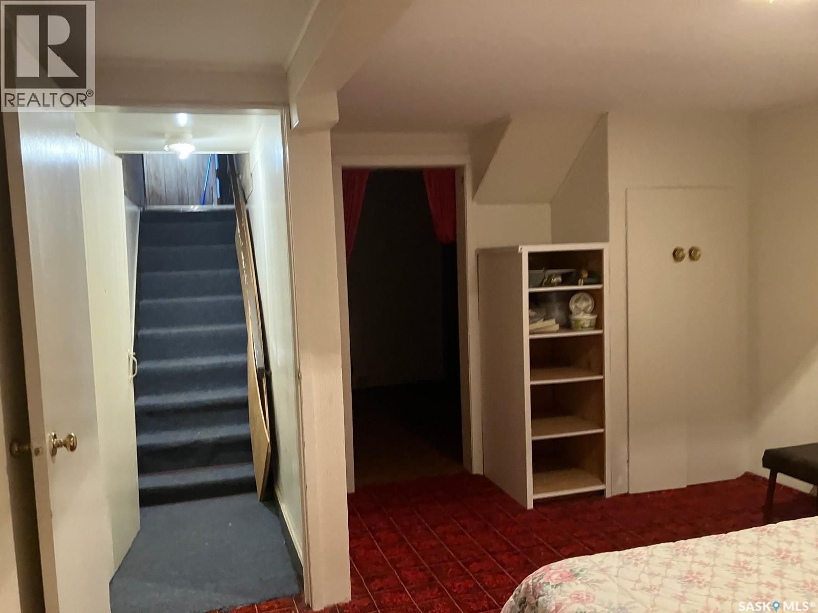 2911 Albert STREET - 26