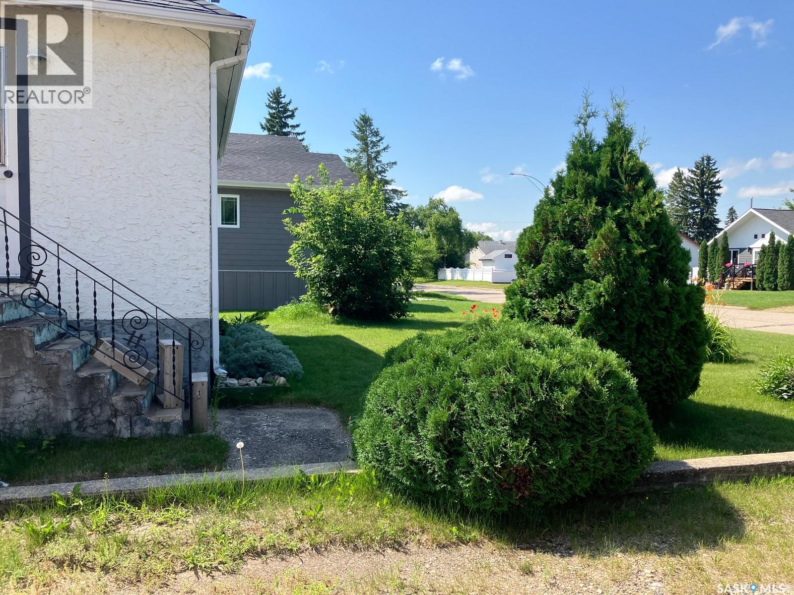 2911 Albert STREET - 39
