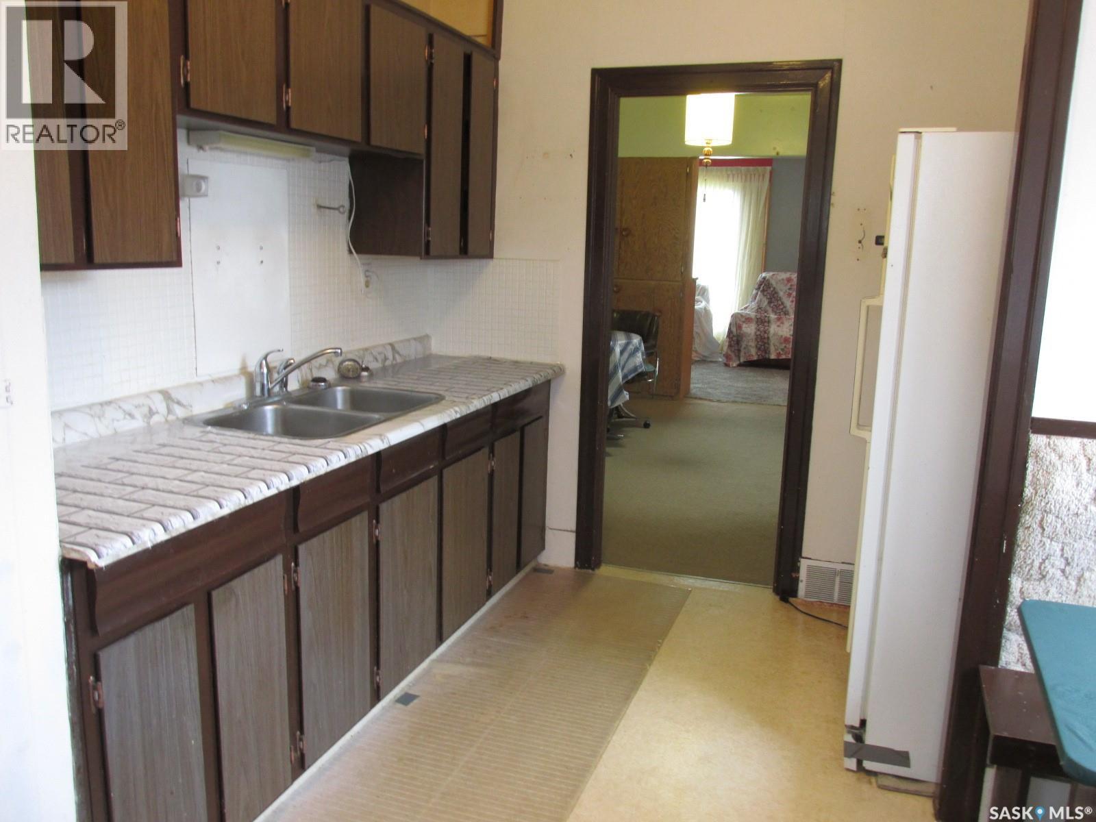 2911 Albert STREET, Carrot River — photo 5