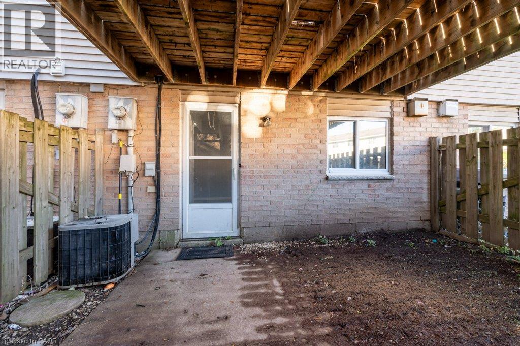 3 bedroom Single Family interior view, 16- 320 WESTMINISTER Avenue, London, Ontario