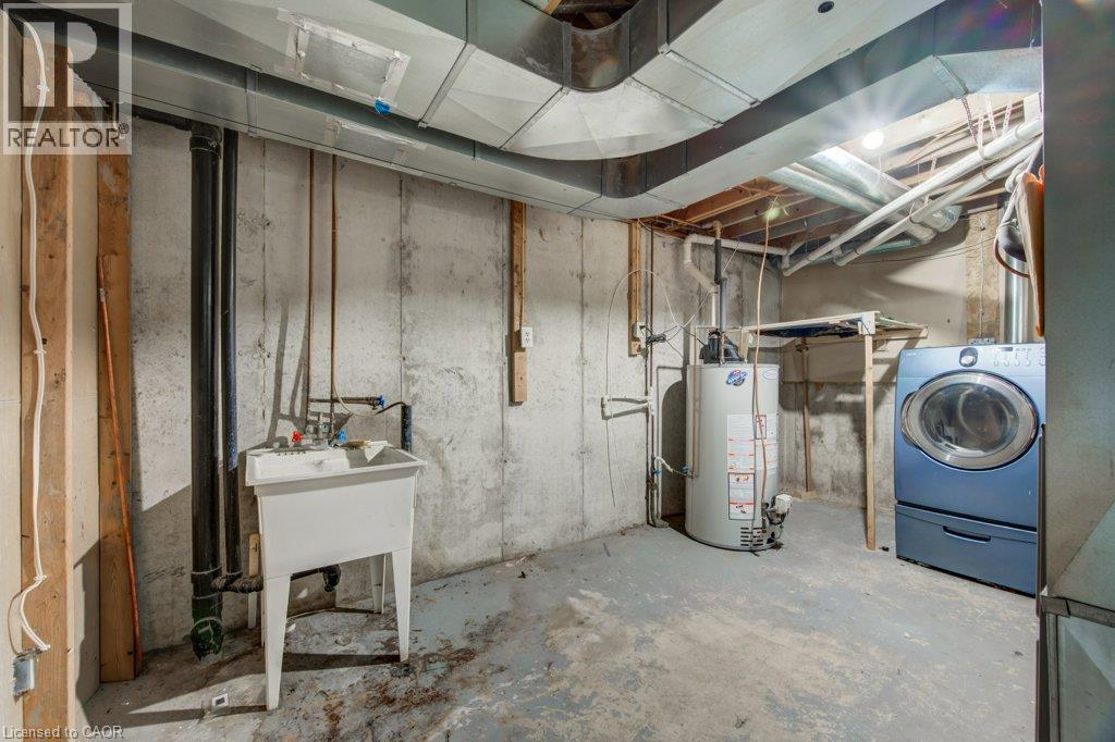 3 bedroom Single Family interior view, 16- 320 WESTMINISTER Avenue, London, Ontario